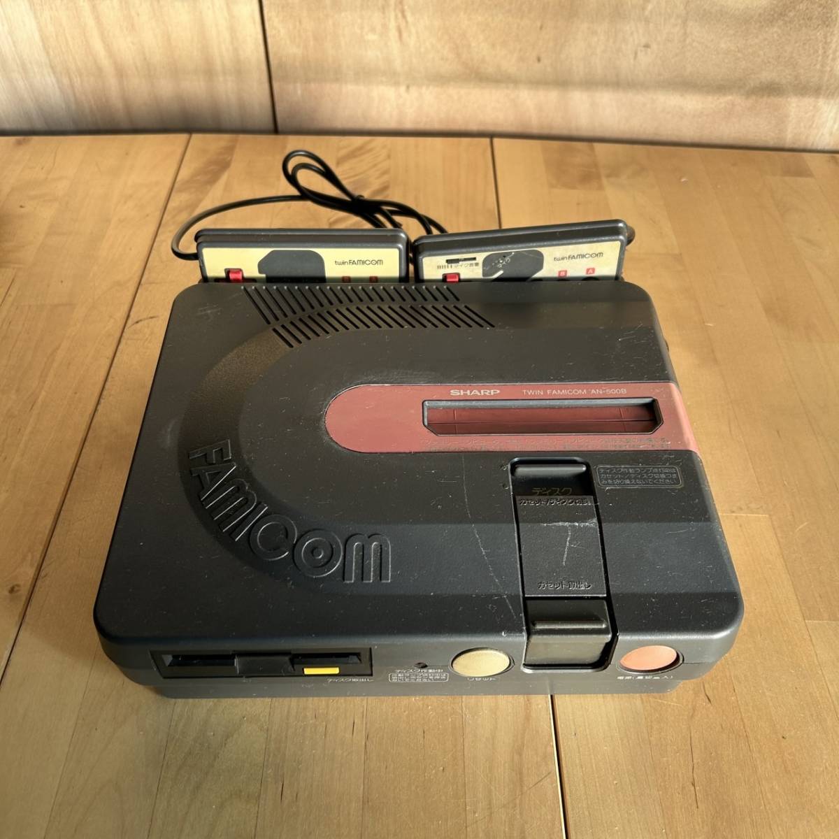 ☆SHARP シャープ TWIN FAMICOM ツインファミコン AN-500B ディスクシステム+新鬼ヶ島 前編 本体/ソフト/コード付(中古品/現状品/保管品)☆_画像2