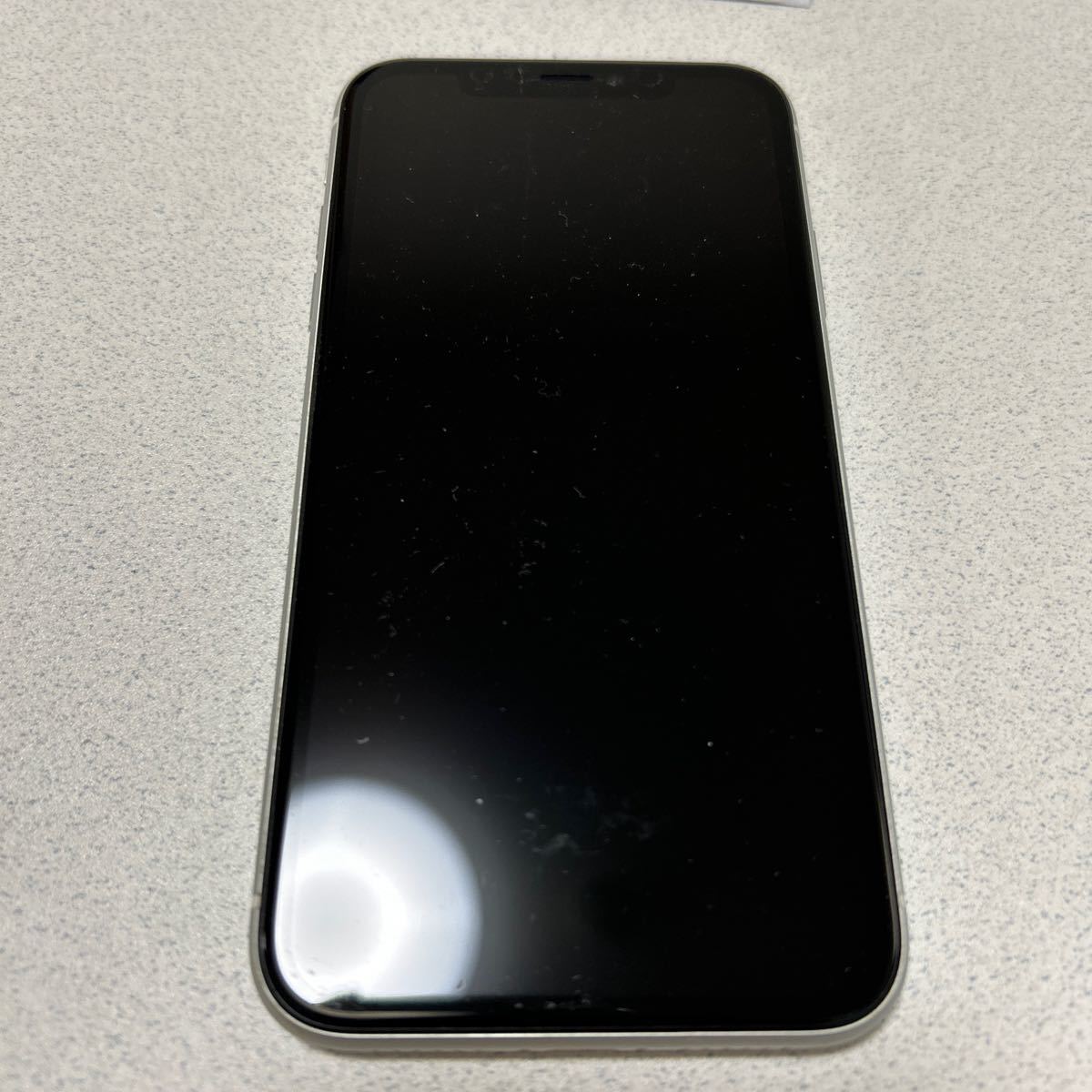 iPhoneXR シムフリー バッテリー81 - 携帯電話本体 iPhoneXR シムフリー バッテリー81 - 携帯電話本体