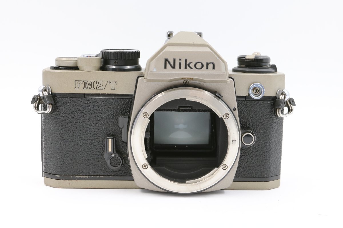 【動作保証30日間】 Nikon ニコン New FM2/T Titan チタン ボディ 一眼レフ フィルム カメラ_画像2