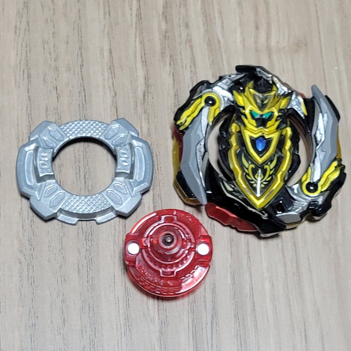 ベイブレードバースト 超Zアキレス 00 Dm ブラックVer 【現状品 ベイブレードバースト 超Zアキレス 00 Dm ブラックVer 【現状品