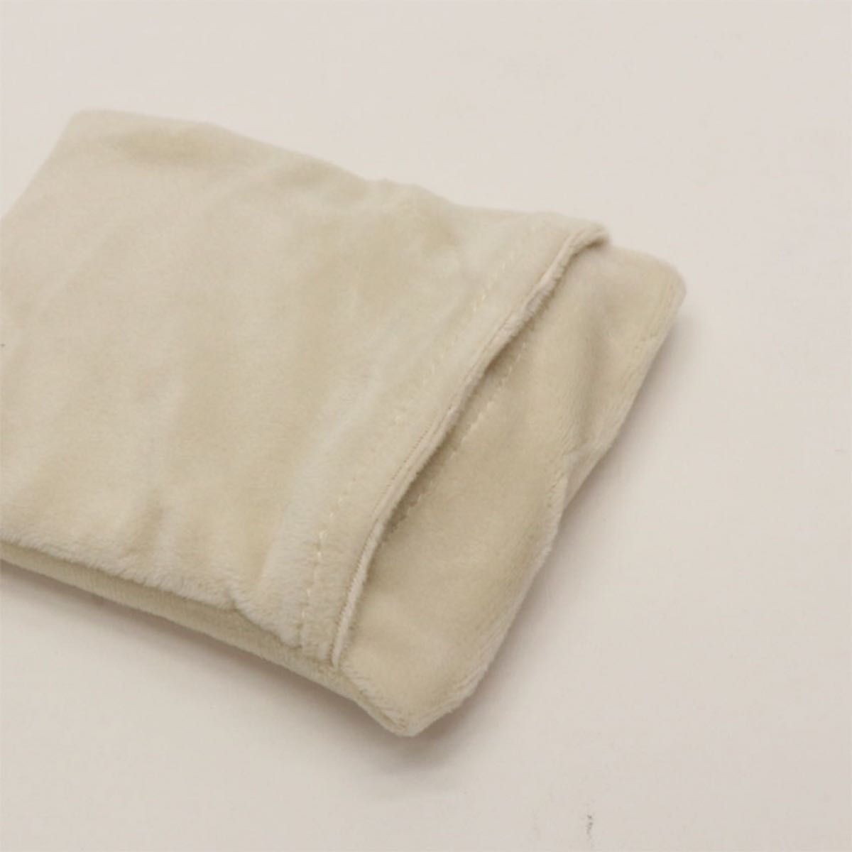 繰り返し使える ポケットカイロ 2color 送料無料 温感 瞬間に温感 エコ 再利用可能 節電 エコロジー 防寒