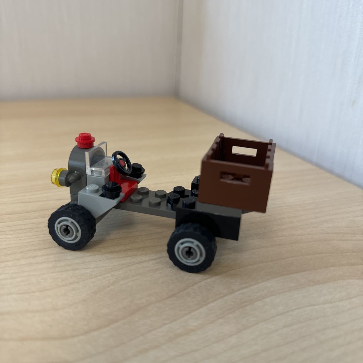 レゴ LEGO 小型トラック　他パーツあり。　農家風_画像2