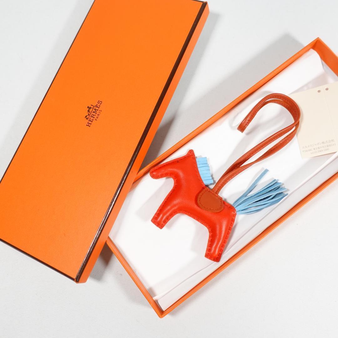 超美品】エルメス ロデオ ペガサス チャーム PM Z刻印 箱付き 超美品】エルメス ロデオ ペガサス チャーム PM Z刻印 箱付き