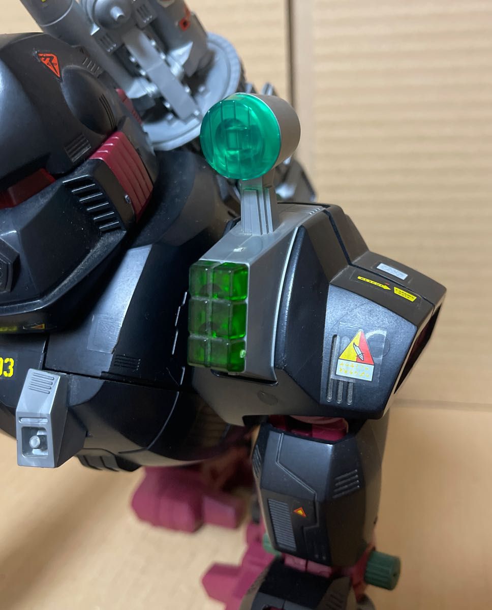 メカ生体ゾイド【アイアンコングと特殊専用強化パーツの一部 メカ生体ゾイド【アイアンコングと特殊専用強化パーツの一部
