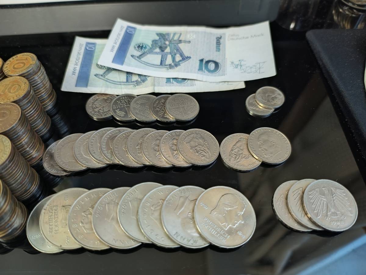 ドイツマルク　20マルク硬貨　１０マルク紙幣ほか　280マルク分　ユーロへ交換可能_画像7