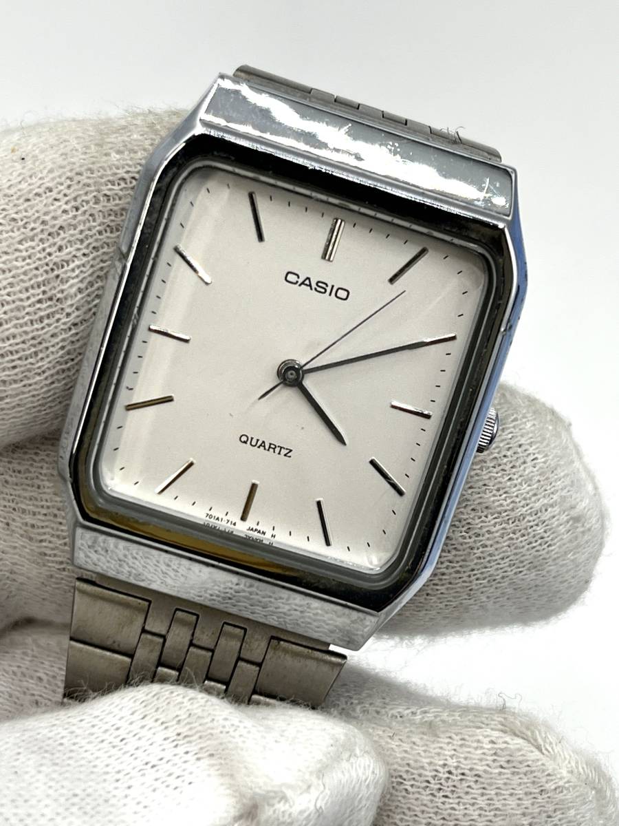 【電池切れ】CASIO　カシオ　MQ-337 クォーツ腕時計　白文字盤　スクエア　ケース幅2.6_画像1