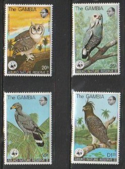 ガンビア９　1978年（未使用記念　鳥　フクロウ　わし　たか　１セット））４種_画像1