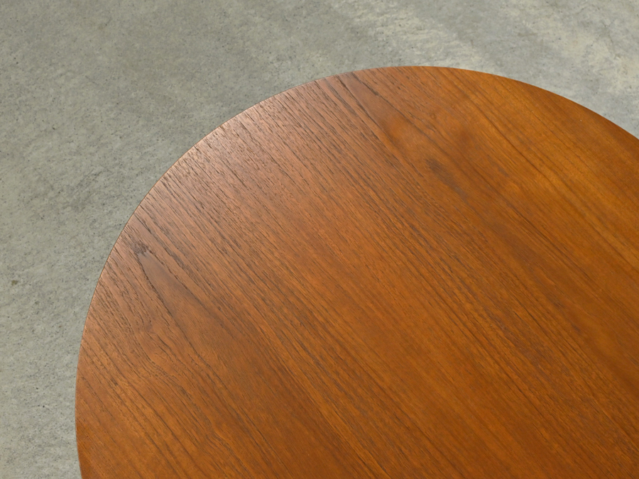 再塗装済み デンマーク Arne Jacobsen チーク材 センター 再塗装済み デンマーク Arne Jacobsen チーク材 センター