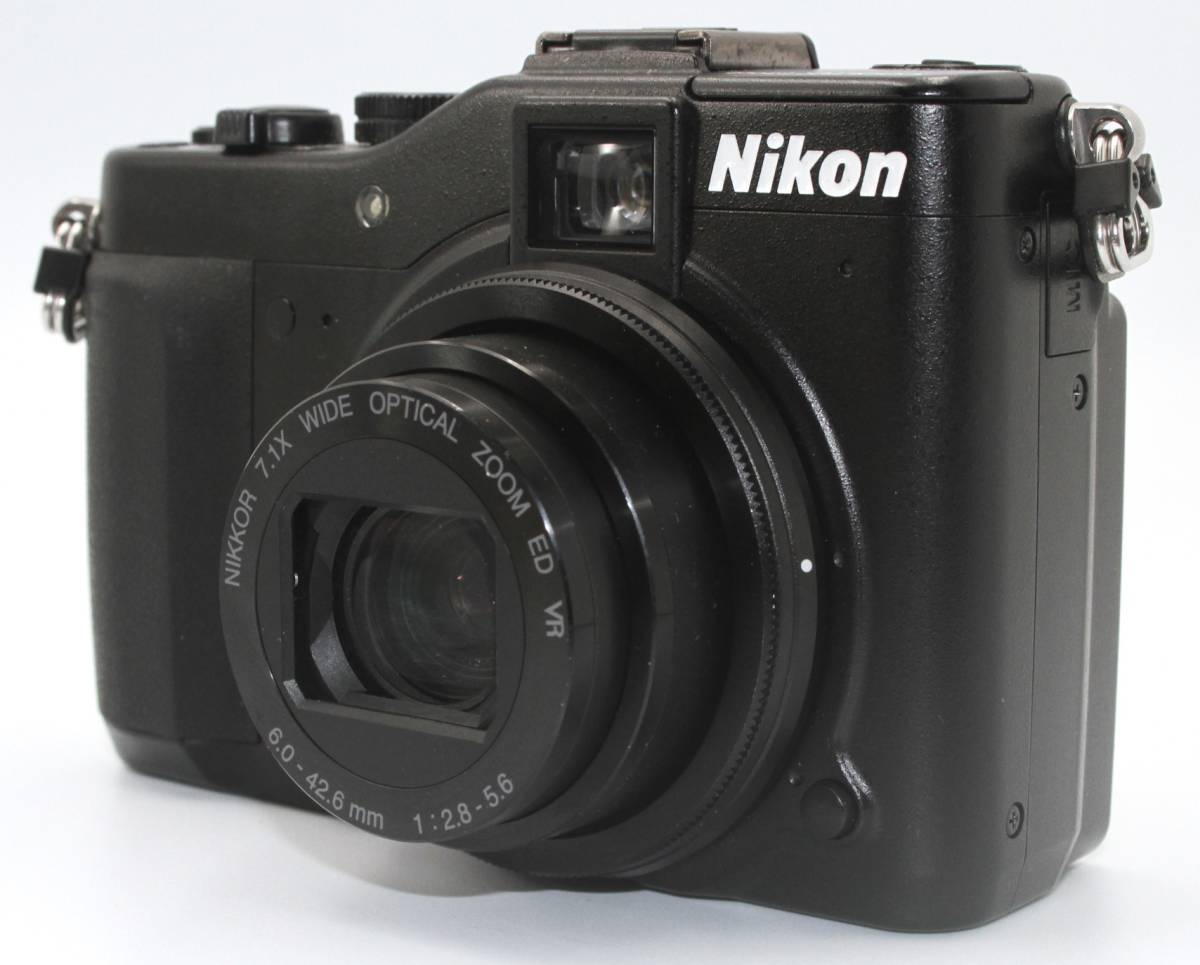【美品】 Nikon ニコン COOLPIX P7000 コンパクトデジタルカメラ _画像2