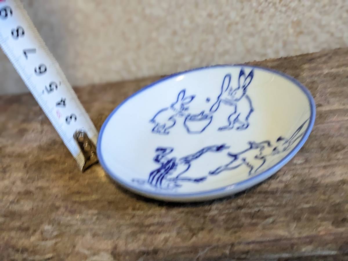 【鳥獣戯画小皿3枚】ソーサー　油皿　豆皿　蛙　兎　相撲【新入荷】　皿　陶器　染付　和風　かえる　うさぎ　縁起物_画像10