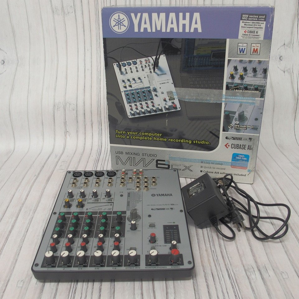 f002l KAI ヤマハ YAMAHA ミキサー MW8CX 空間系エフェクト内蔵 USBオーディオインターフェース ACアダプター 元箱 通電確認済み_画像1