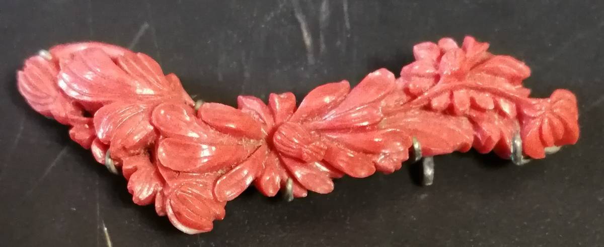 血紅 珊瑚 砡石 帯留 重さ7 本珊瑚保証