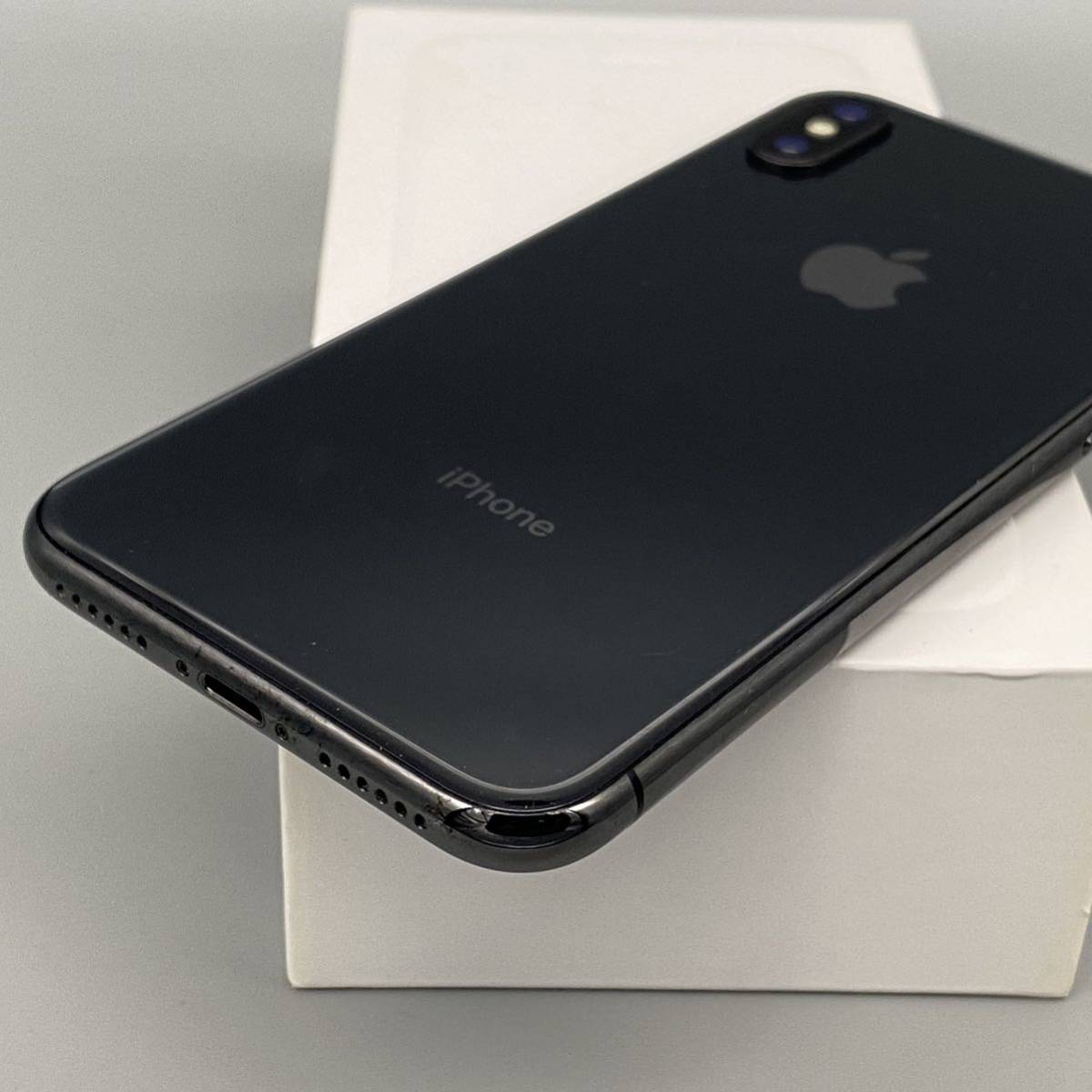 注目 X iPhone 256GB ブラック SIMフリー スマートフォン本体 - mieda