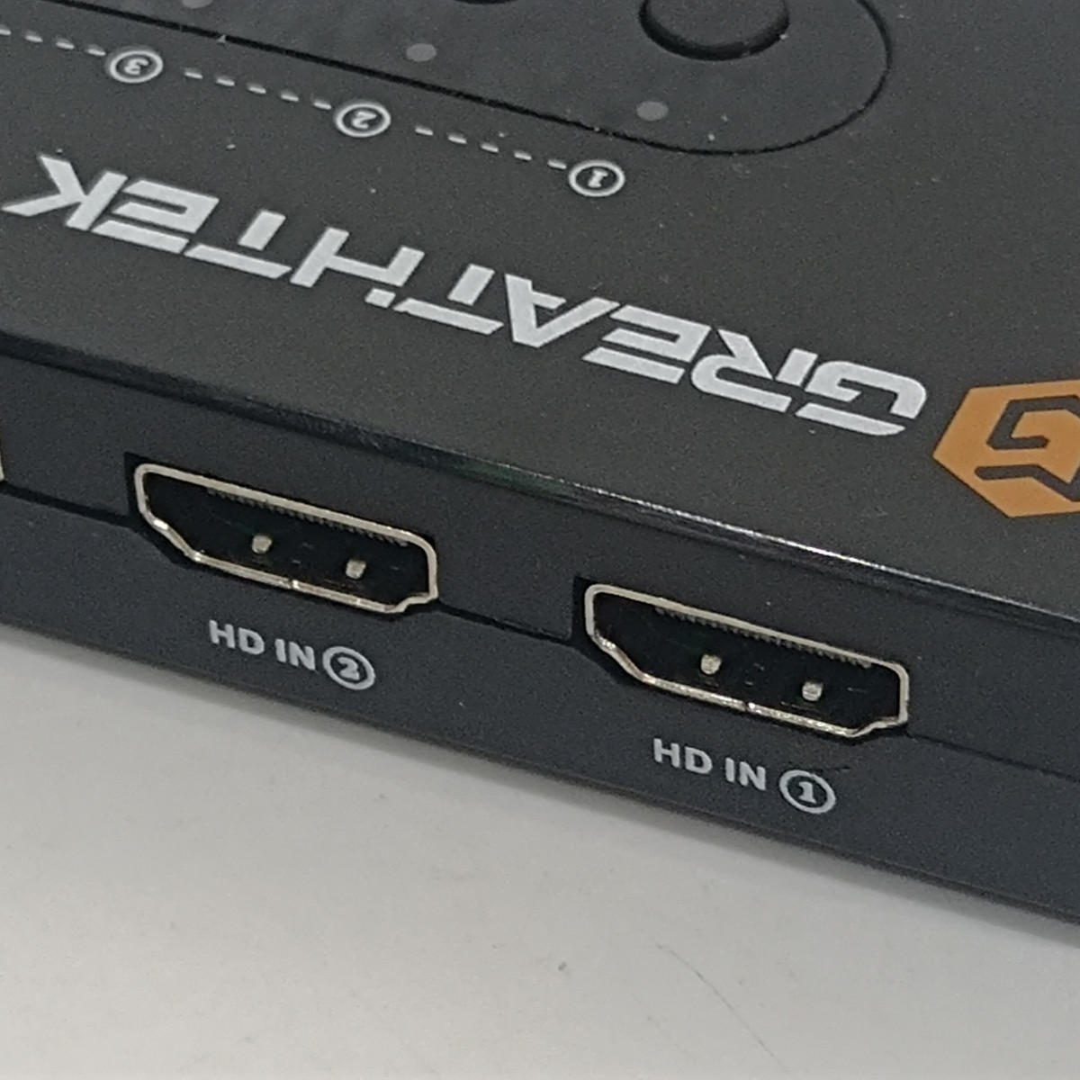 KVM HDMI 4 port KVM switch HDMI 4 port 4K@30Hz 3.USB2.0 HDMI switch vessel EDID control KVM 4 input 1 output at hand switch attaching y1101-1