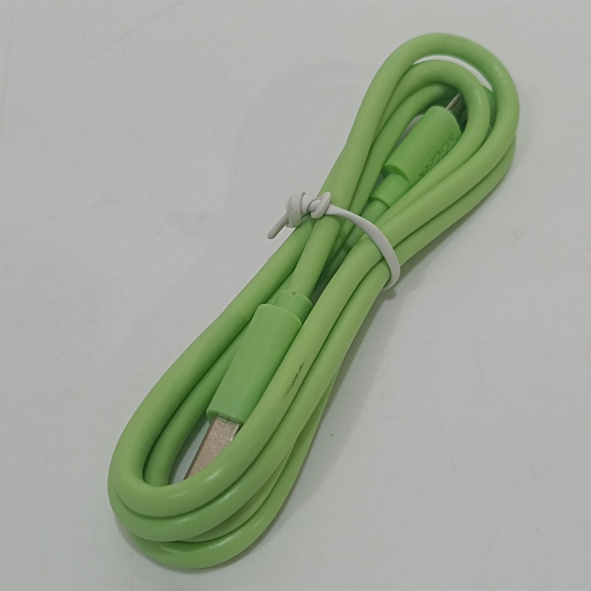 5本セット MaGeek USB Type-C ケーブル USB-A & USB-C 2.0 ケーブル 高速同期と充電 ケーブル 1.0m 黒白緑青ピンク y1101-1_画像3