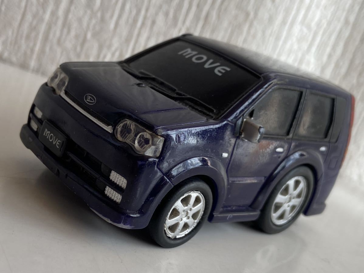 ダイハツ ムーヴ ディープパープルクリスタルメタリック カシスフィズスペクトラシャイン カラーサンプル ふプルバックカー DAIHATSU MOVE_画像1