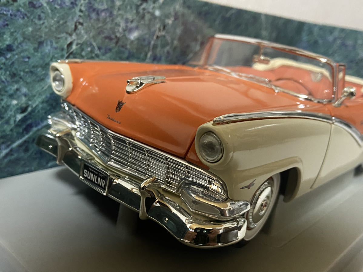 アーテル アメリカンマッスル 1/18 1959 フォード サンライナー ベージュ オレンジ ERTL AMERICAN MUSCLE FORD SUNLINER_画像3