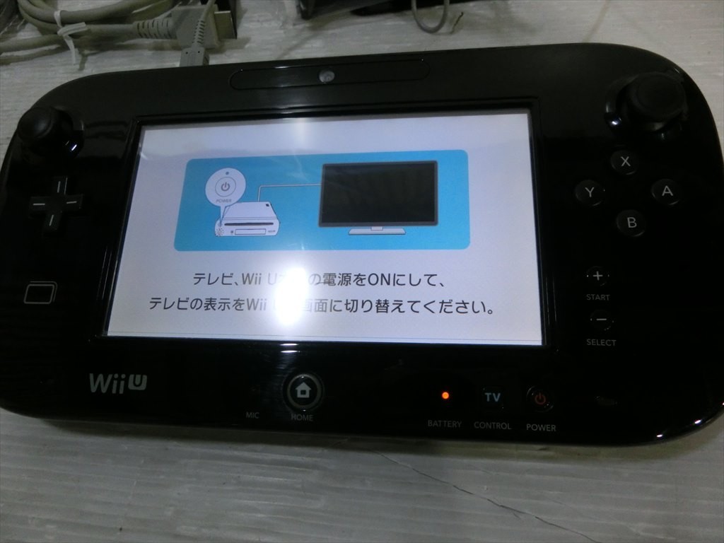 【KM12-32】【80サイズ】▲ニンテンドー WiiU 本体セット/ゲーム機/任天堂/通電可/ジャンク扱い/※充電ケーブル付け根破損有_画像8