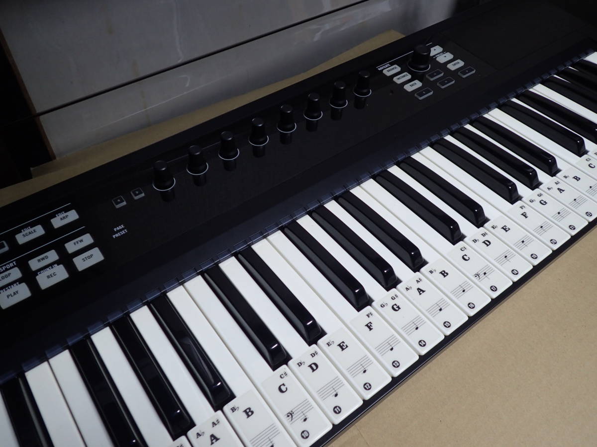 中古　MIDIキーボード　 KOMPLETE KONTROL S49_画像4