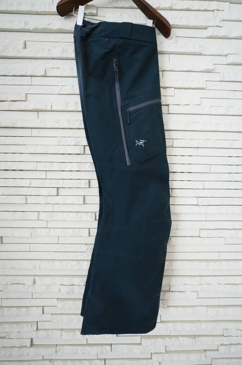 6300円 【中古】アークテリクス(ARC'TERYX)ゴアテックス 6300円 【中古】アークテリクス(ARC'TERYX)ゴアテックス