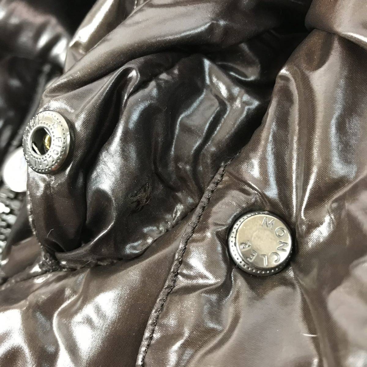 f343 正規品 MONCLER 定番人気モデル MAYA モンクレール ダウンジャケット サイズ5 ダークブラウン マヤ レディース 難あり_画像9