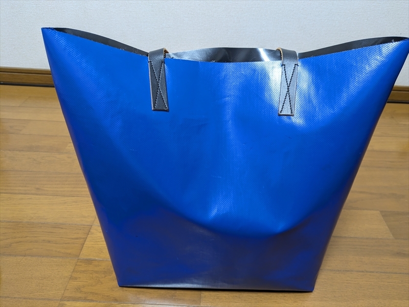 【MARNI】 マルニ バイカラー PVC ビッグトートバッグ ブラック×ブルー 中古品 _画像1