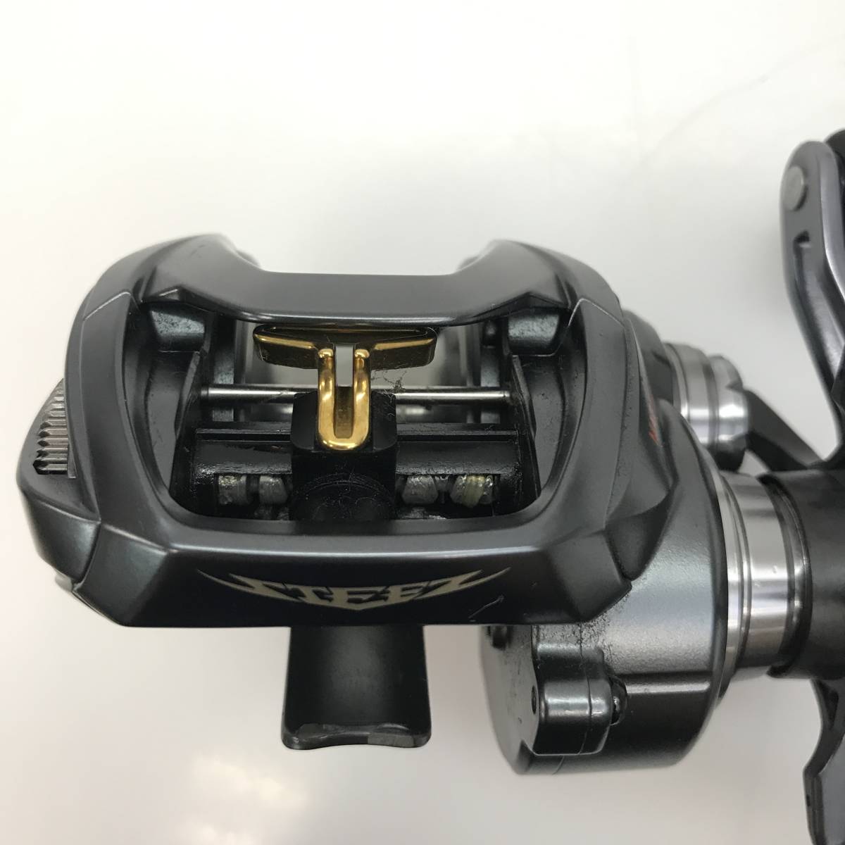 No.2269【DAIWA】ダイワ スティーズ TW HLC 7.1L ◎本体のみ◎ 釣具 フィッシング 中古品_画像7