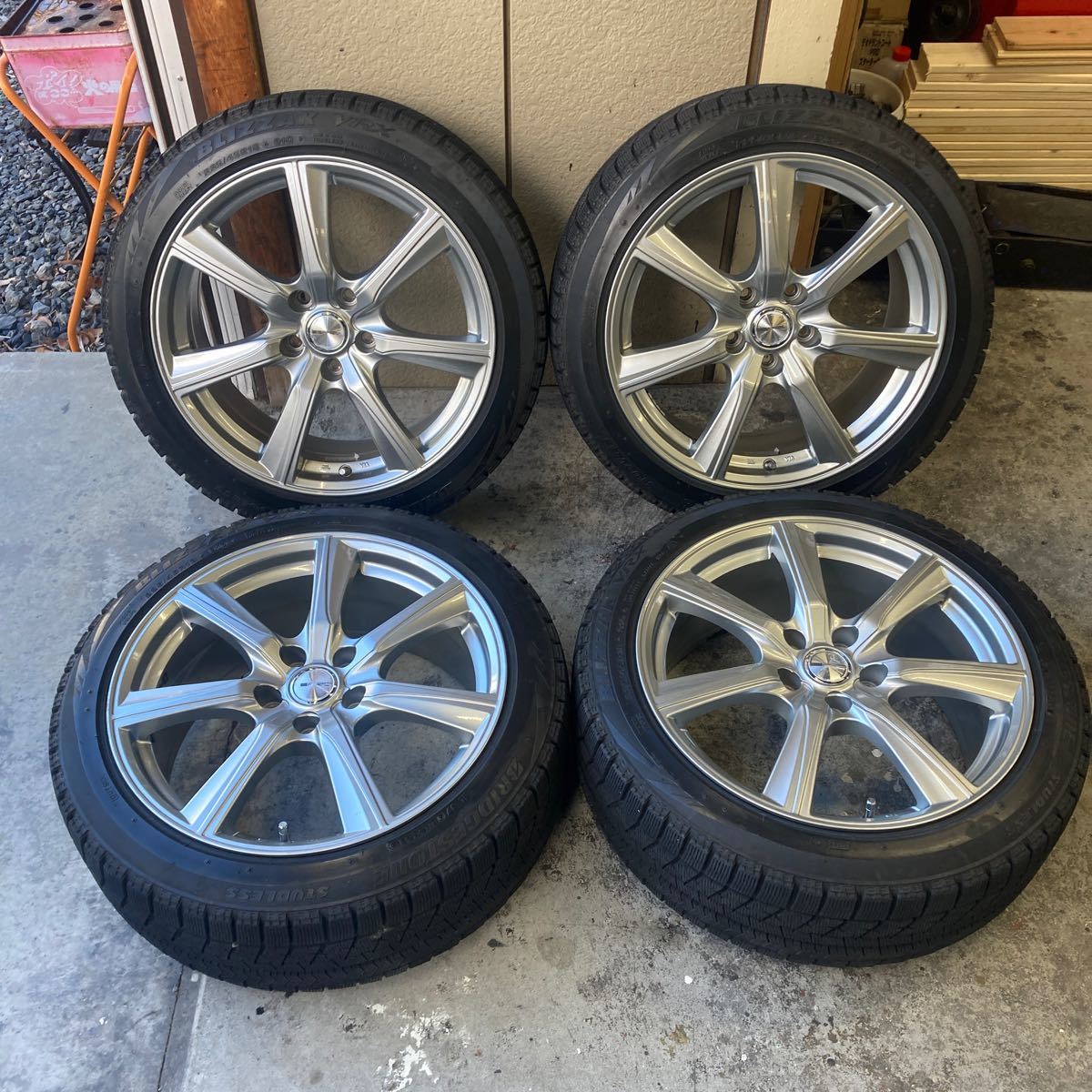 225/45R18 2018年 ブリヂストン VRX PRD 18×8J+42 PCD114.3/5H スタッドレス タイヤ 4本　検: クラウン プリウスα マークX ステージア_画像1