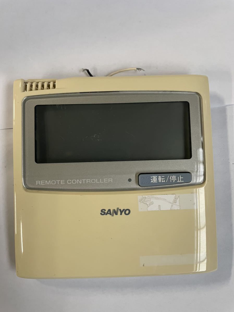 （537）SANYO サンヨー 業務用 パッケージ リモコン RCS-SH80U 業務用エアコンリモコン 中古 通電確認済み 送料一律230円_画像3