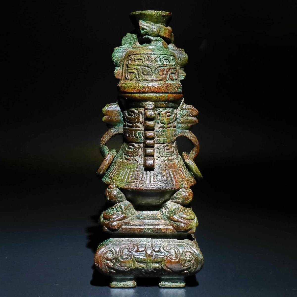 1+N7418 「東洋美術」NC 中国骨董 人間国宝 和田玉【高古の玉瓶をとっておきます】 彫刻品 孤品 精品 収蔵に値する