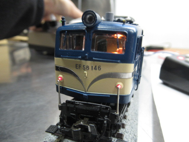 天賞堂 72002 EF58形電気機関車 (原型小窓) 青/クリーム (警戒色 天賞堂 72002 EF58形電気機関車 (原型小窓) 青/クリーム (警戒色