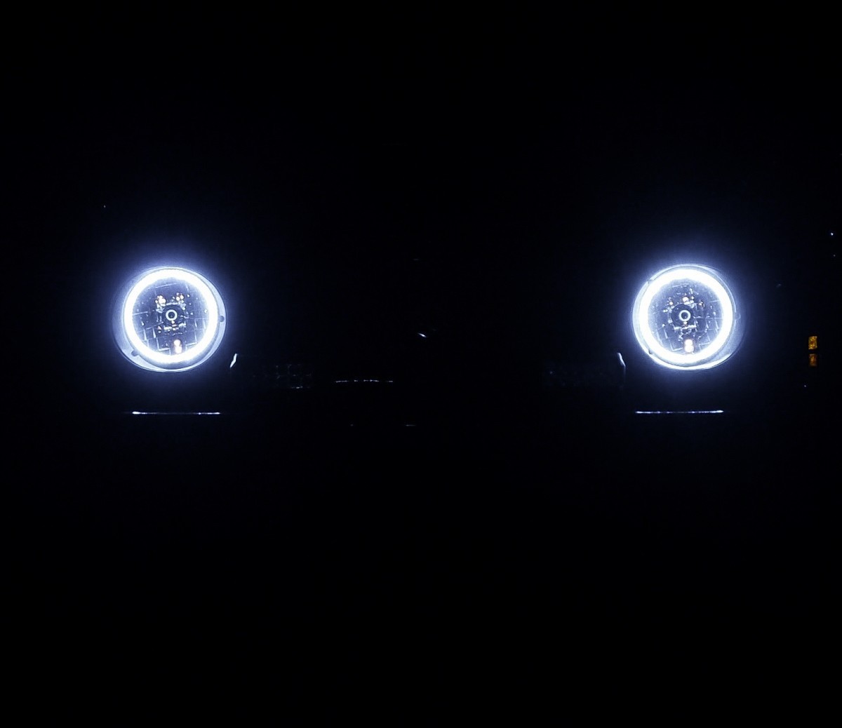汎用 丸型 丸灯 7インチ SMD LED ホワイト イカリング フロント ヘッドライト ジムニー SJ30 JA11 JB31 JA12 JA22 シエラ 台湾製_画像4