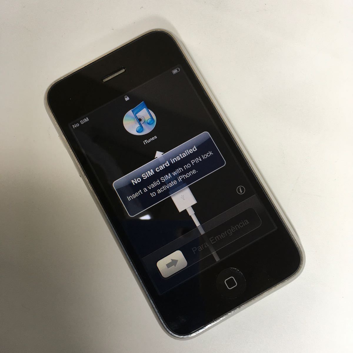 【初期化済】Apple iPhone 3GS 16GB /A1303 ホワイト White アップル アイフォン 【IK-01049】_画像7
