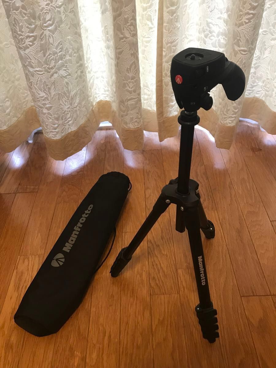 Manfrotto マンフロット 三脚 MKCOMPACTACN-BK コンパクトアクション カメラ周辺機器 中古 良好