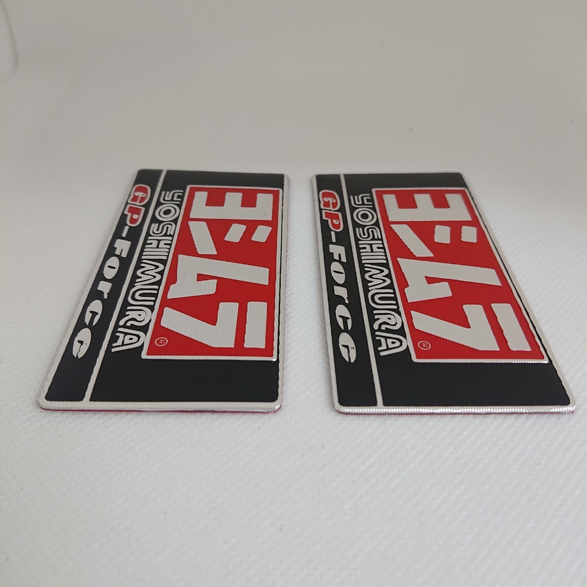 ヨシムラ 耐熱 ステッカー 2枚SET 新品 送料無料/ YOSHIMURA 耐熱 エンブレム シール 旧車 バイク オートバイ スタイリング マフラー_画像4