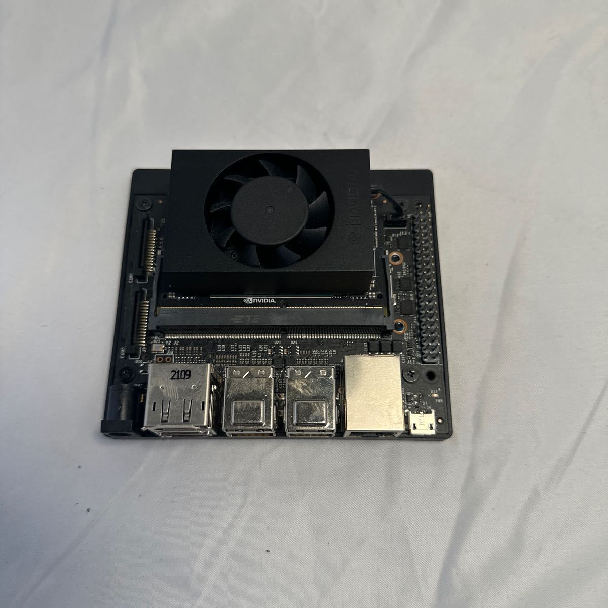 「T41_10K」NVIDIA P3518 Jetson Nano Developer Kit 開発キット PCパーツ Micro SDカード無し　現状出品_画像1