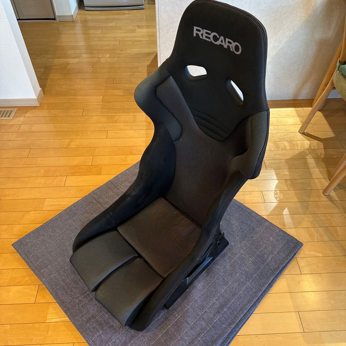 RS-G ASM 送料込　サイドアダプタ付　RECARO FIA 赤ステッチ