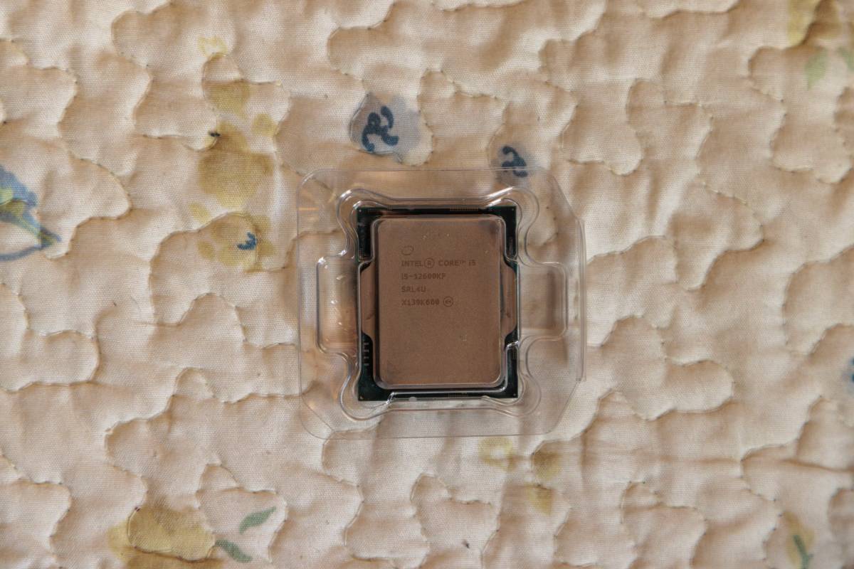 送料無料　中古ＣＰＵ　Ｉｎｔｅｌ　Ｃｏｒｅ　ｉ5　12600ＫＦ（グラフィック機能なしタイプ）_本体－ファン側