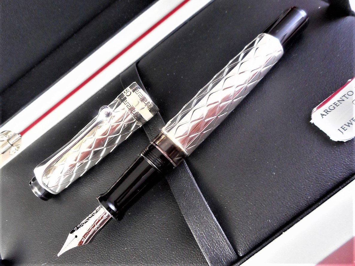 アウロラ G11万年筆＋G31ボールペン ジュエリーコレクション リフレッシ リゾットシルバー 本物・未使用★Fountain Pen. NEW_画像2