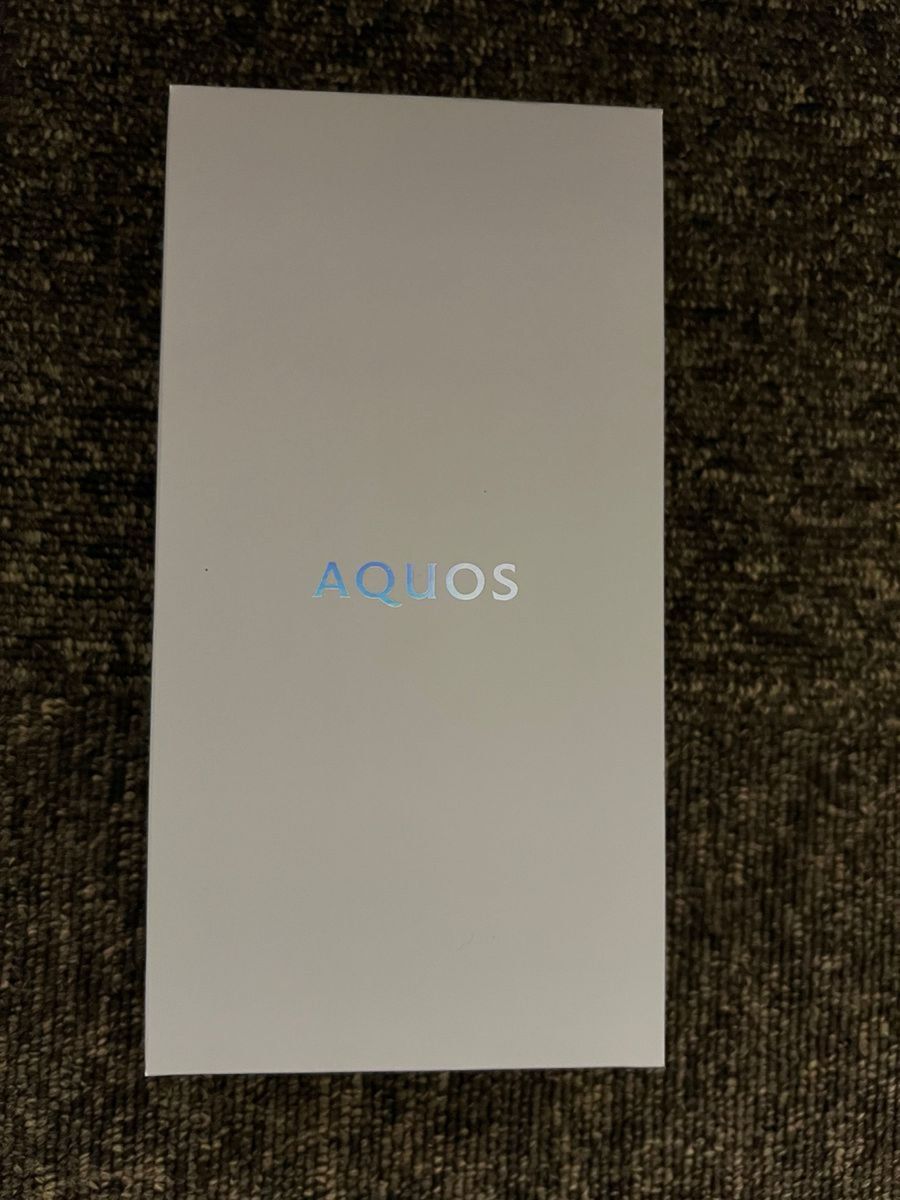 AQUOS zero6 本体 楽天版 SIMフリースマホ SH-RM18 ホワイト　128GB