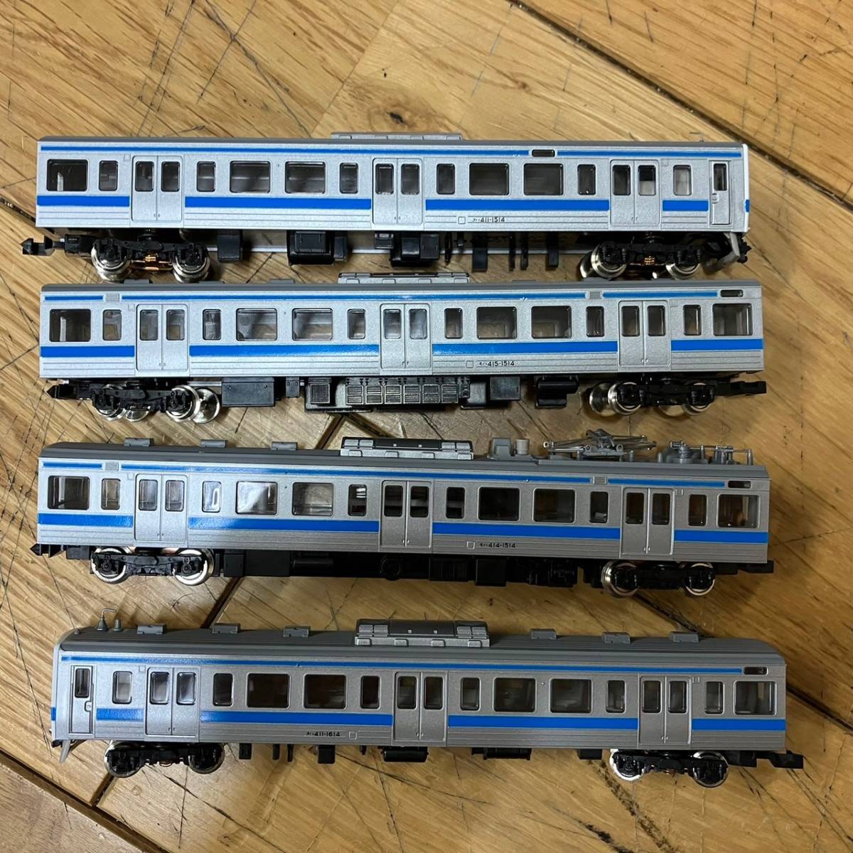 4344-1(21)TOMIX　トミックス　92050 JR 415 1500系 近郊電車 (九州カラー)　鉄道模型　Nゲージ_画像3