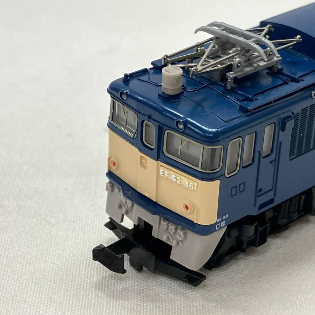 4344-1(112)tomix トミックス 国鉄　EF62形　電気機関車　2102　Nゲージ 鉄道模型_画像3