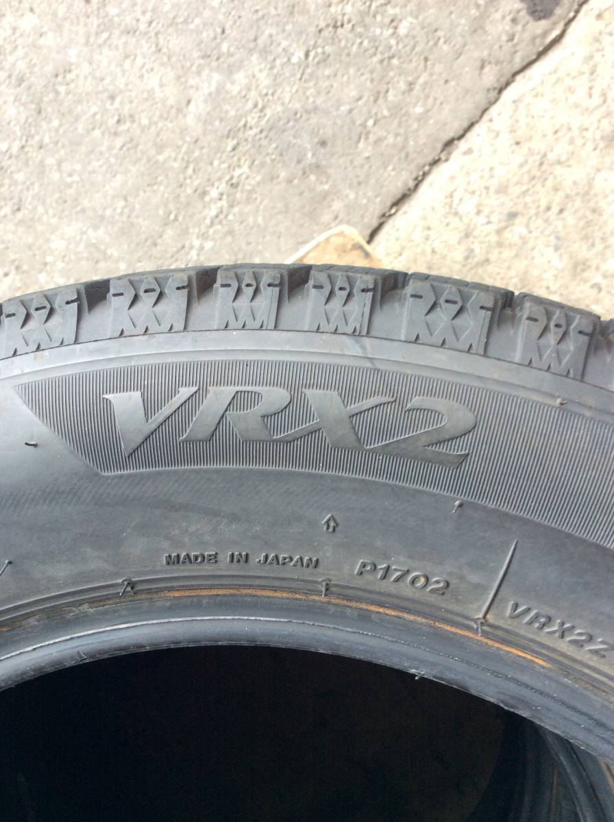 【中古 冬タイヤ 】165/65R14 ブリヂストン製 スタッドレスタイヤ VRX2 4本セットの画像4