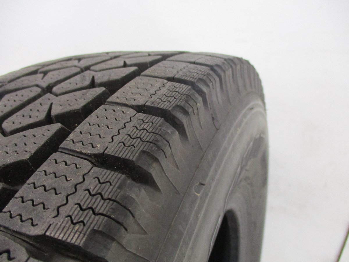 ■中古タイヤ■　195/85R15 113/111L LT BRIDGESTONE W979 トラック等 冬タイヤ スタッドレス 激安 送料無料　B133_スタッドレス