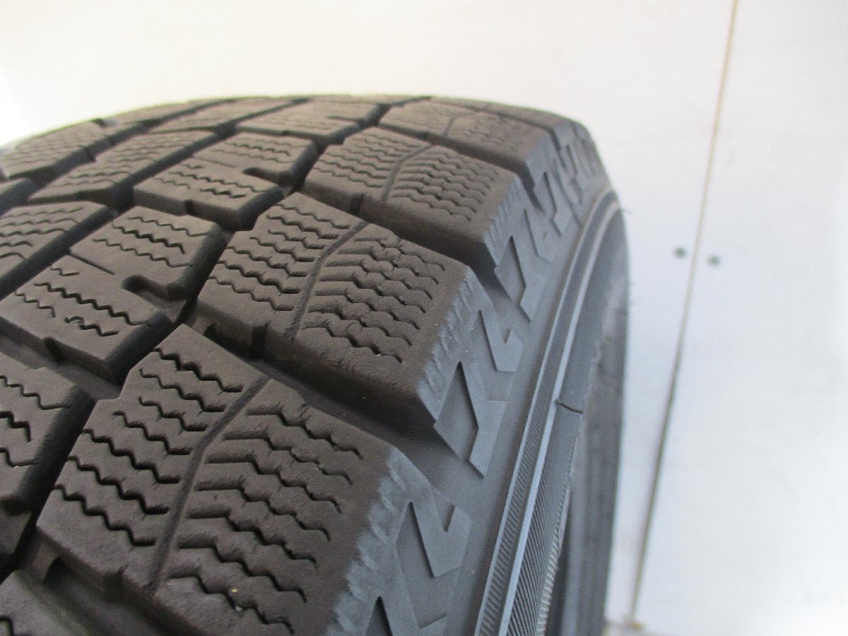 ■中古タイヤ■　195/65R16 92Q DUNLOP WINTERMAXX WM02 ライズ ロッキー アテンザ等 冬タイヤ スタッドレス 激安 送料無料 B179_シワ