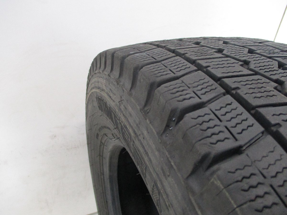 ■中古タイヤ■　195/70R17.5 112/110L LT DUNLOP LT03 トラック等 6本セット 冬タイヤ スタッドレス 激安　送料無料　B180_片減り