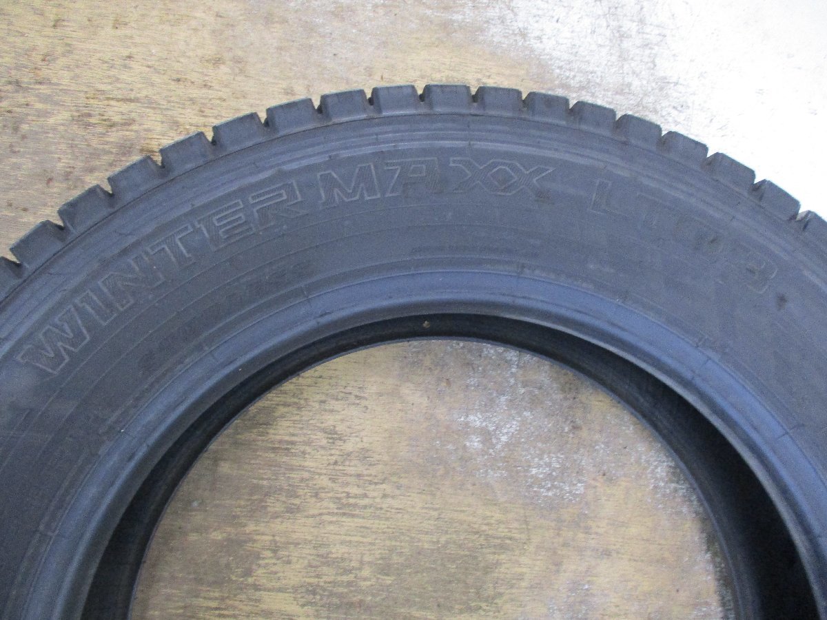 ■中古タイヤ■　195/70R17.5 112/110L LT DUNLOP LT03 トラック等 6本セット 冬タイヤ スタッドレス 激安　送料無料　B180_LT03