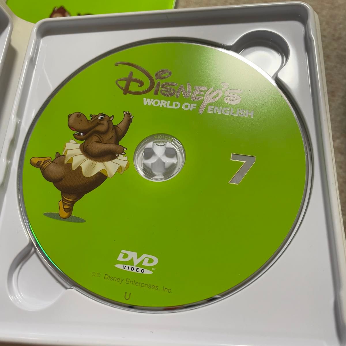 ディズニー英語システム　disney's worldofenglish DWE  ストレートプレイ　DVD12枚