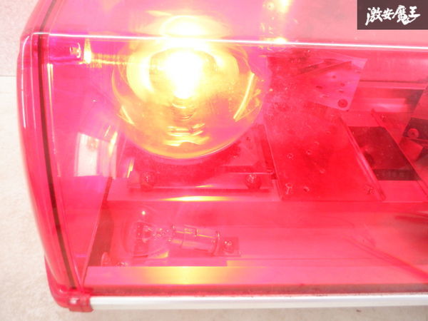【最終値下】 大阪サイレン 散光式警告灯 赤色灯 回転灯 消防 緊急車両 12V 6A RFE-1B 動作OK 棚2L21_画像2
