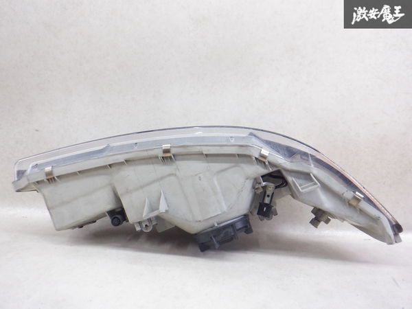 [ last price decline ] Mitsubishi original E77A Eterna halogen head light headlamp left left side passenger's seat side KOITO 100-37803 shelves 2L13